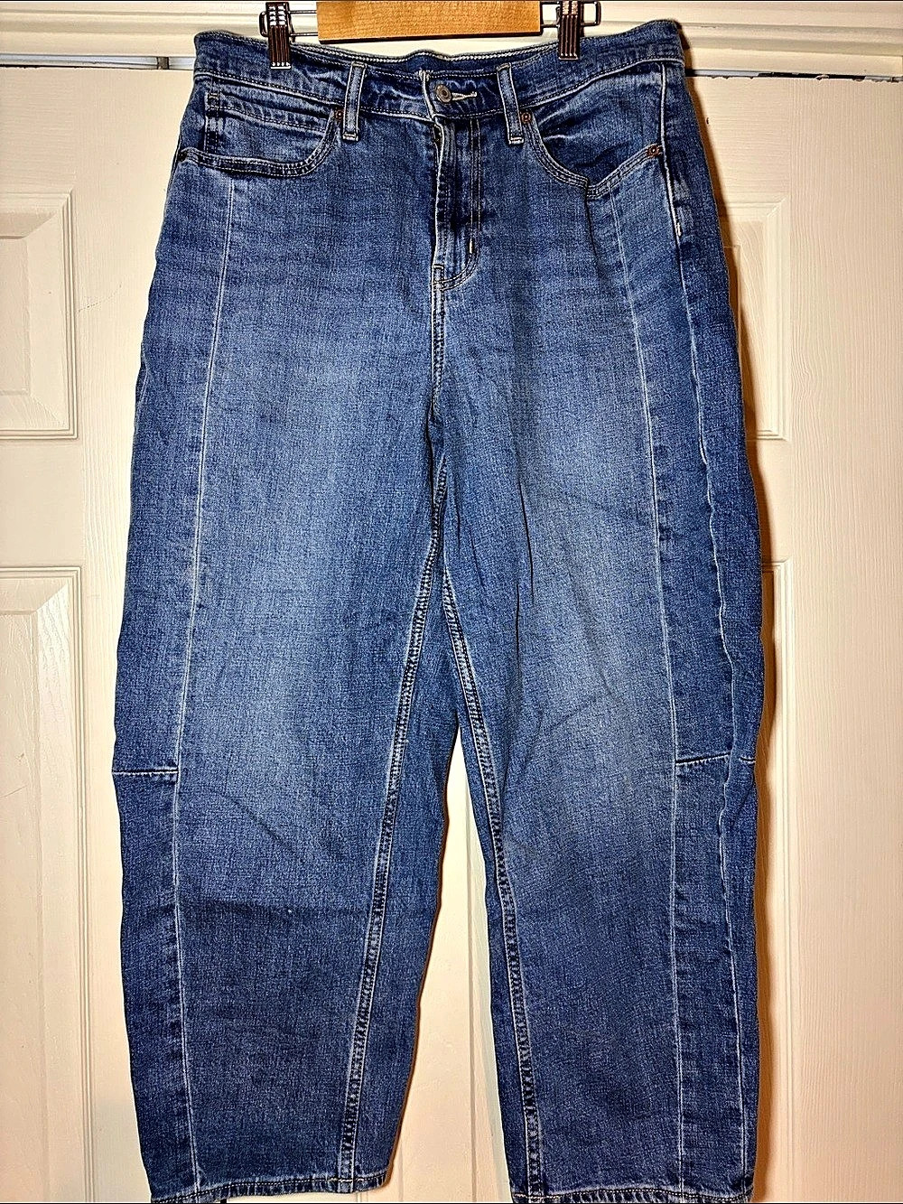 Barrel Jeans Blue mid-rise Jeans